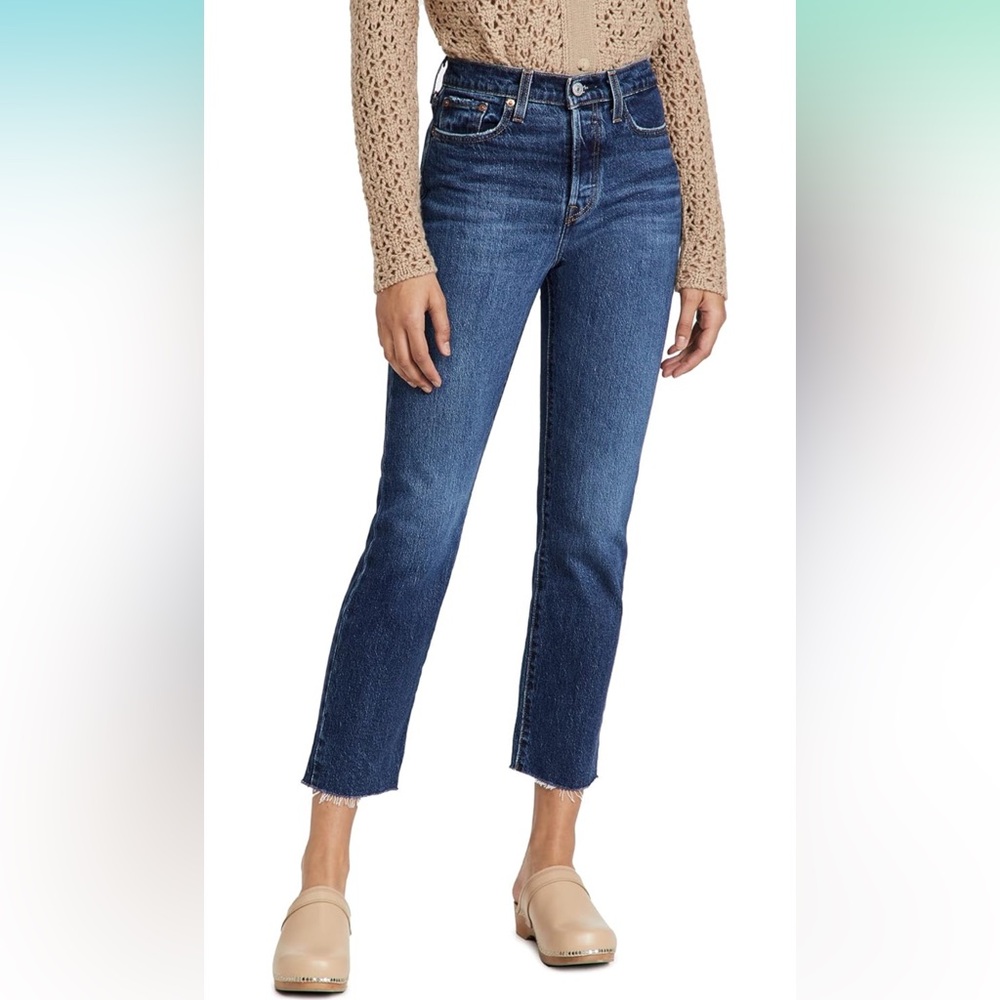 Levi's Women's Premium Wedgie Straight Jeans size 26.